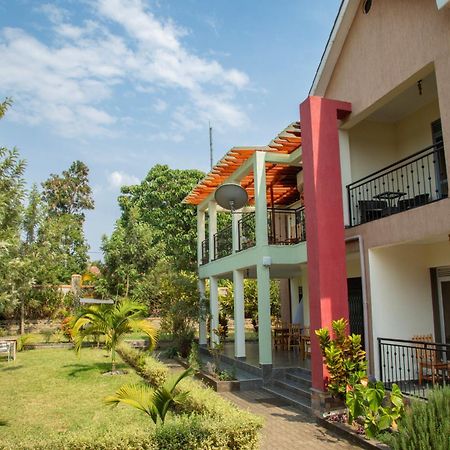 Silver Oaks Hotel Boma Fort Portal Экстерьер фото
